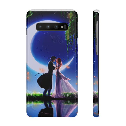 Moonlit Lovers Scene with Crescent Moon Case